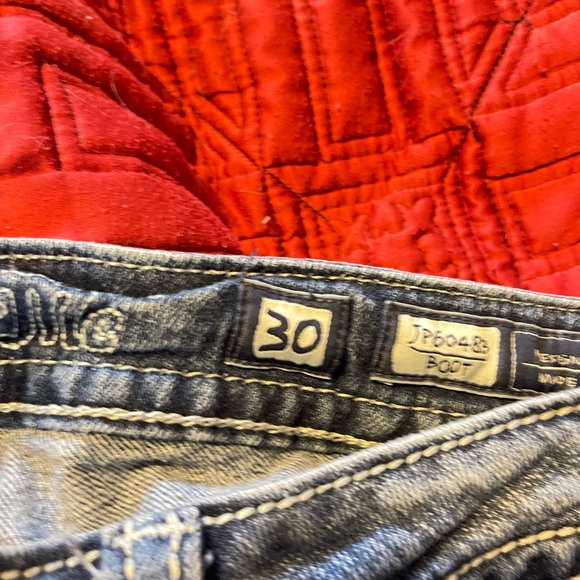 30 waist Miss Me jeans - Picture 6 of 8